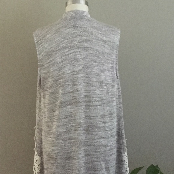 NWOT “Style & Co” knit Vest with lace motif. - Picture 4 of 6